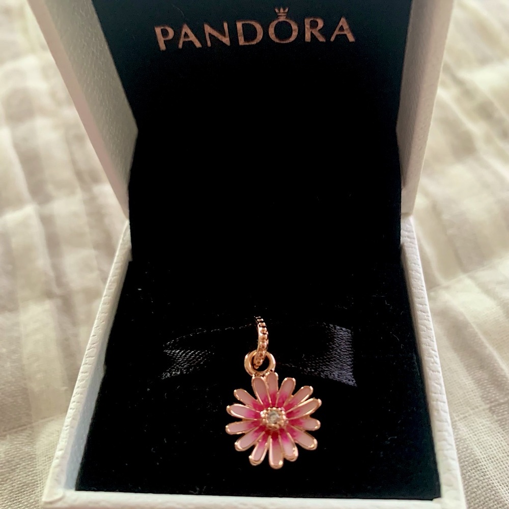 Pink Daisy flower pendant